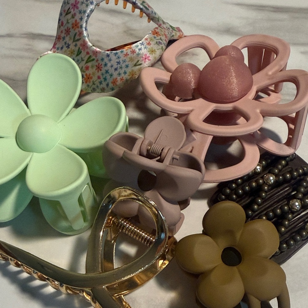 Assorted Hair Accessories
